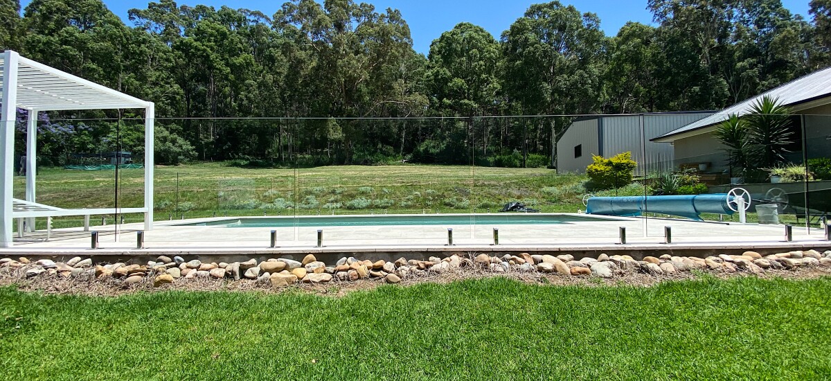 Glass Pool Fence Cleaning